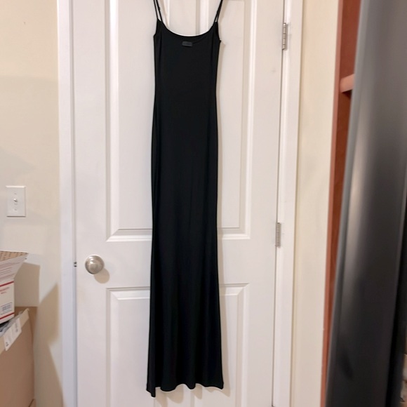 NWT SKIMS Soft Lounge Long Slip Dress - Picture 7 of 15